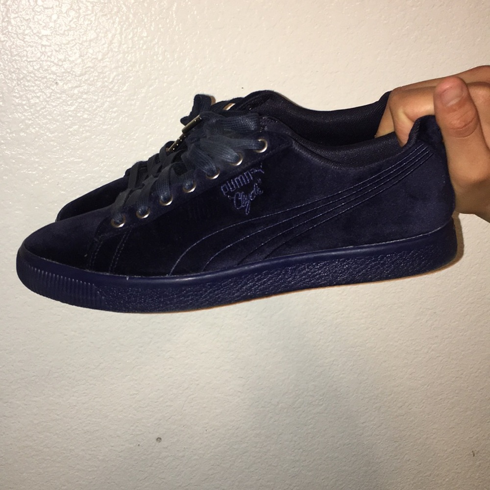 Puma Clyde’s - Picture 3 of 3